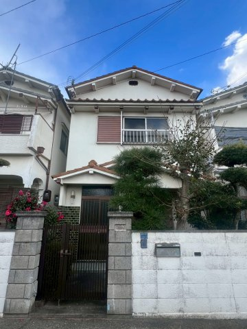 山手5丁目貸家の外観