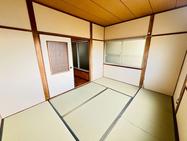 山手5丁目貸家の寝室