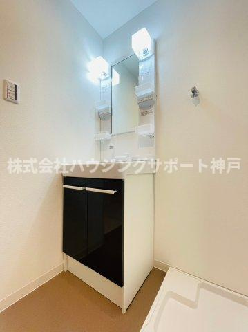 ジーメゾン垂水エスペーロの洗面所