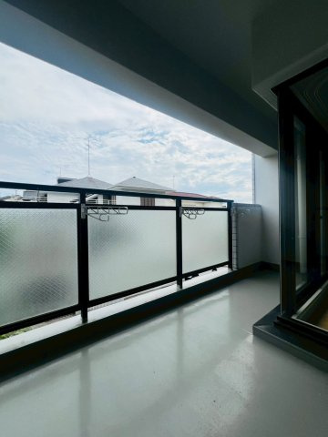 ガーデンハイツ桃山台壱番館のバルコニー