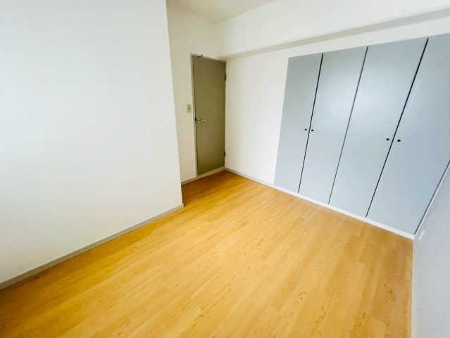 ガーデンハイツ桃山台壱番館の寝室