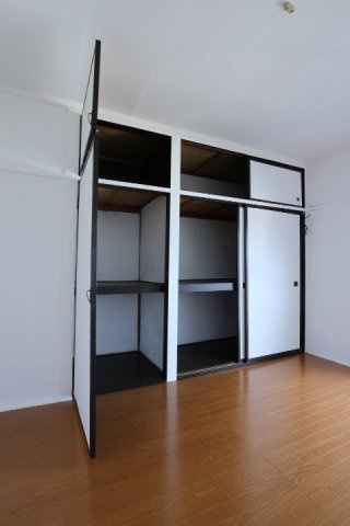 コウノカルチャーの収納