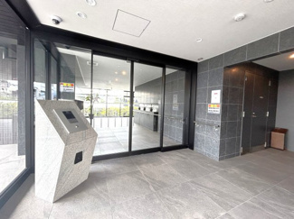 【エントランス】 | アルファスマート草津新浜町