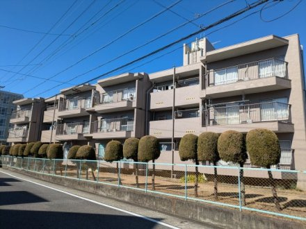 平和が丘住宅10号棟