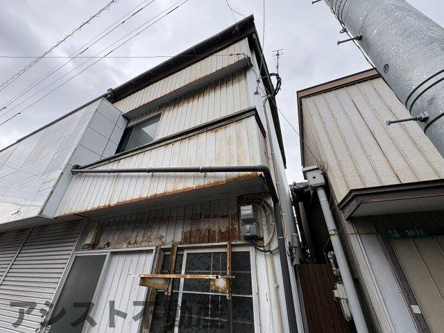 宮丸店舗付住宅の外観