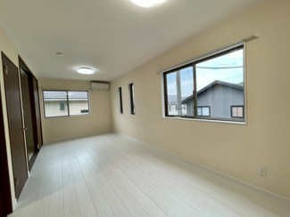 【洋室】 | 市原市ちはら台　中古戸建　京成千原線「ちはら台」駅 | こちらの洋室は二つに分けることができます。