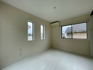 【洋室】 | 市原市ちはら台　中古戸建　京成千原線「ちはら台」駅 | 子供部屋やプライベートな空間として使えそうな洋室です。