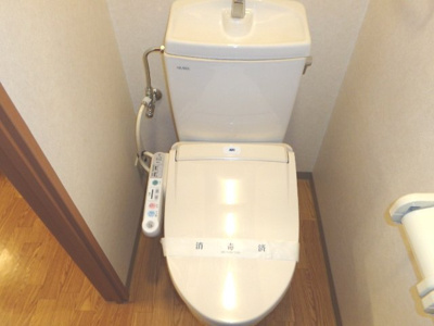 【トイレ】 | クオリティハウス・リンドウ | シャワー付トイレ