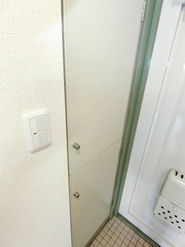 ルラール津田沼の玄関