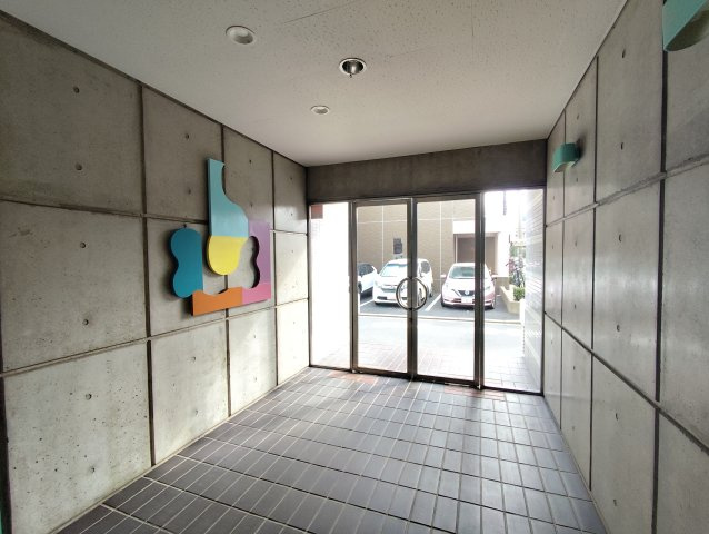 エメラルドマンションのロビー