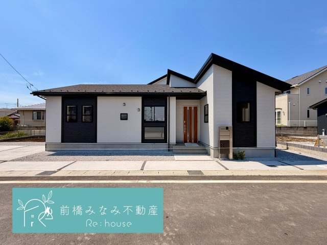 【新築平屋】前橋市総社町植野　４号棟(全４棟)　ブルーミングガーデン　新築建売分譲の外観|落ち着いた雰囲気の外観です