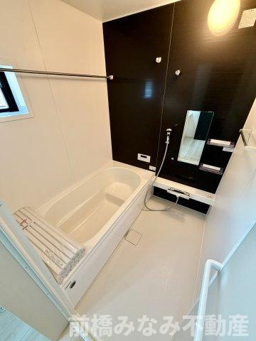 【新築】前橋市北代田町1期　２号棟(全３棟)　アーバンスタイル　新築建売分譲の浴室|コンパクトで使いやすいお風呂です