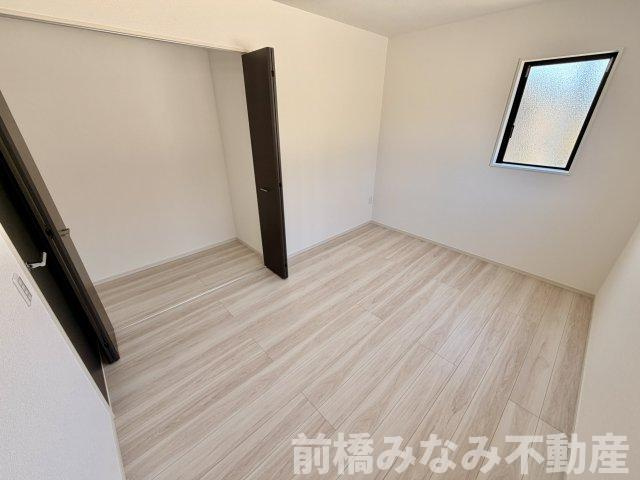【新築】前橋市北代田町1期　２号棟(全３棟)　アーバンスタイル　新築建売分譲の洋室|コンパクトで使いやすい洋室です