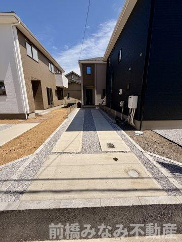 【新築】前橋市北代田町1期　２号棟(全３棟)　アーバンスタイル　新築建売分譲の駐車場|カースペースがあります