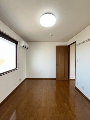 ジュネスKの洋室