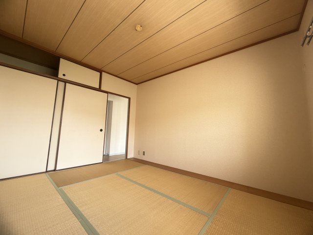 研究学園（5）団地526号棟の和室