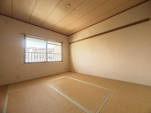 研究学園（5）団地526号棟の和室
