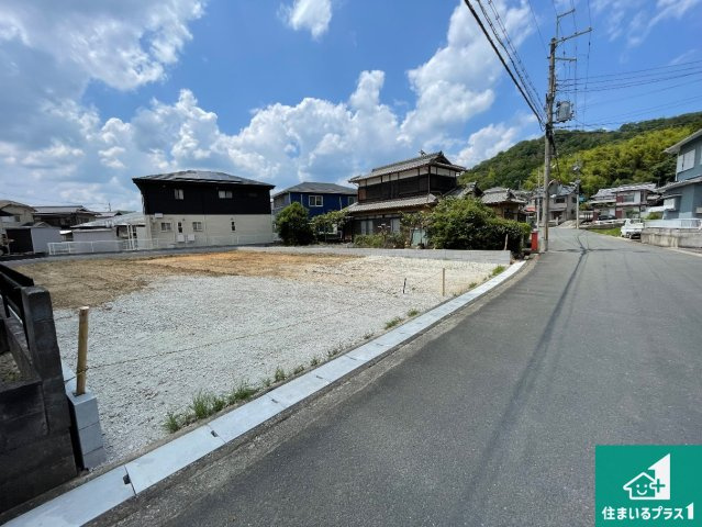 ★南丹市園部町小山西町一本木　新築一戸建ての前面道路含む現地写真|現在建築中！落ち着いた街並みで新生活を始めることが出来そう！周辺の物件も併せてご紹介させて頂きます！