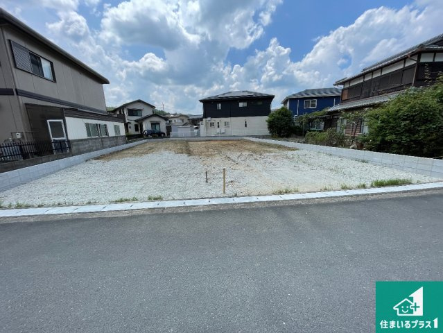 ★南丹市園部町小山西町一本木　新築一戸建ての外観|周辺は落ち着いた街並みの住宅地！子育てがしやすい住環境です！まだ未完成ですが、現地でしかわからない事もございます。是非一度ご覧ください。