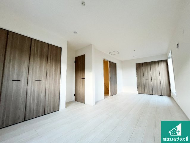 大津市秋葉台　新築一戸建ての洋室|シンプルな洋室は、自分好みのインテリアが楽しめます♪ご家族とインテリアや家具を選びに行くのは新築購入時の醍醐味の一つです。ぜひお楽しみください♪