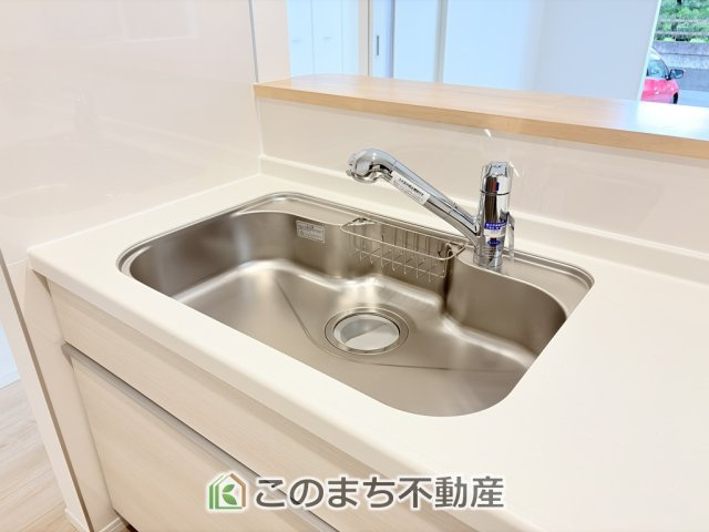 CRADLEGARDEN壬生町緑町第3のキッチン|大きなシンクございます。