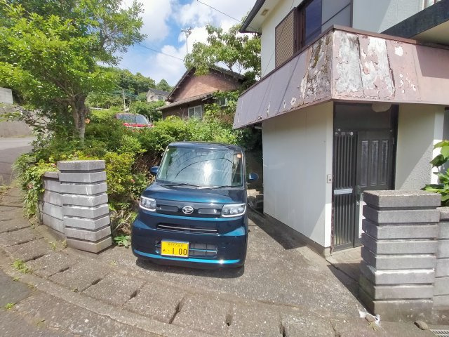松瀬町古家付き土地の外観