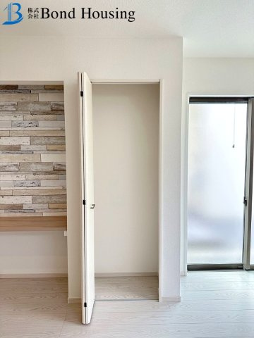 閑静な住宅街　狩場台3期　新築2区画　1号棟の収納