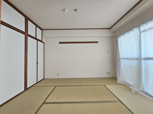 パールシャトウ藤江駅前の和室