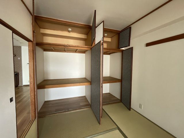 パールシャトウ藤江駅前の収納