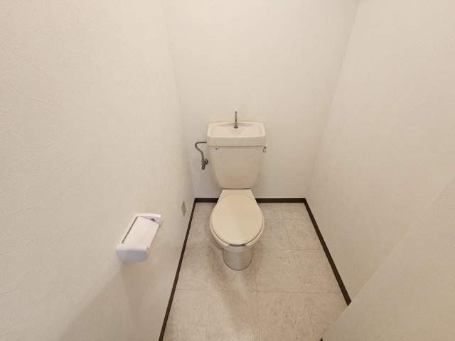 パールシャトウ藤江駅前のトイレ
