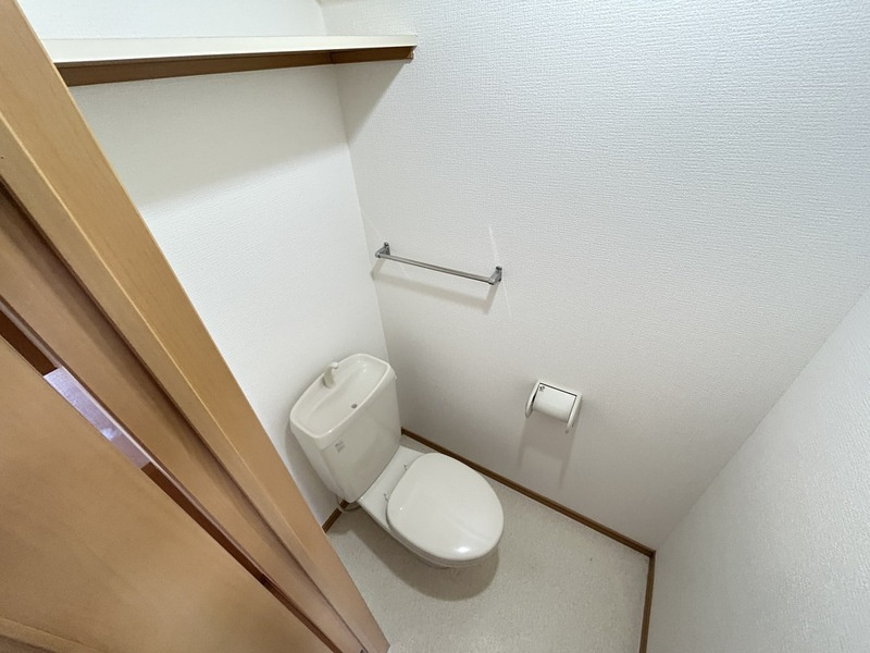 シャンベルジュK☆Tのトイレ|落ち着いた色調のトイレです