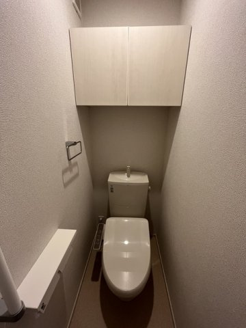 コンパクトで使いやすいトイレです