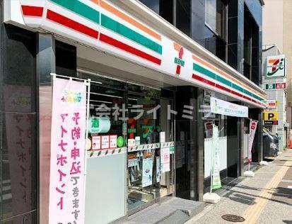 Ｊ－ＦＩＲＳＴ　ＣＨＩＹＯＤＡの周辺|セブンイレブン　文京…まで278m 