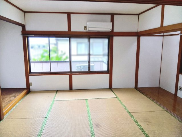 若草町戸建賃貸の和室|和室がひろがる居住スペース