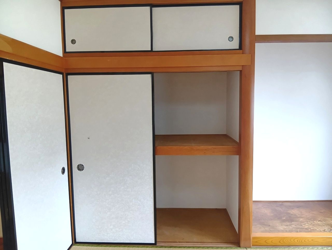 若草町戸建賃貸の収納|便利な収納スペースです