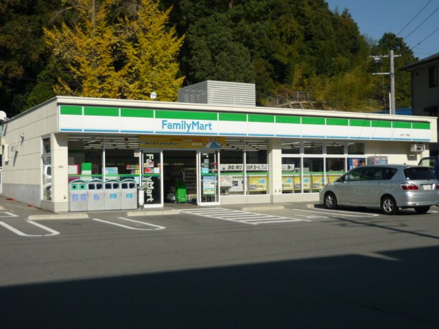 サニーコートＭの周辺|ファミリーマート上安一丁目店まで166ｍ