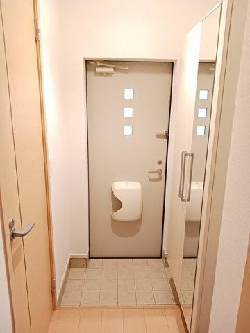 ダリエⅡの玄関|きれいな玄関です