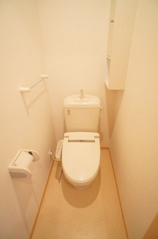 シンプルで使いやすいトイレです