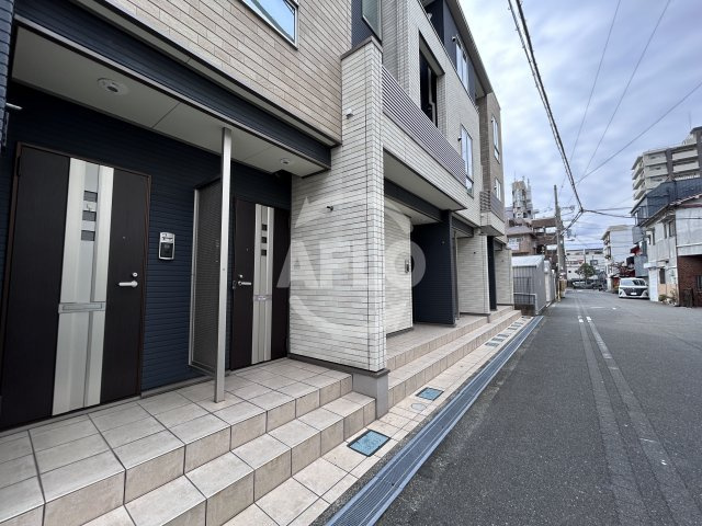 カーサユタカのエントランス|カーサユタカ　エントランス