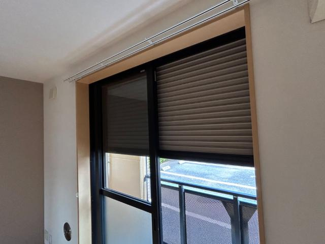 窓シャッター