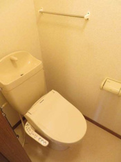 シンプルで使いやすいトイレです