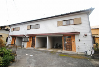 落ち着いた雰囲気の外観です