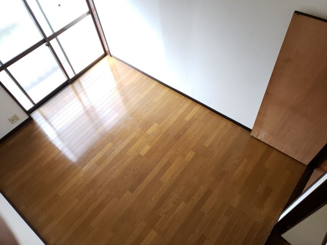 アピロス奥戸の洋室