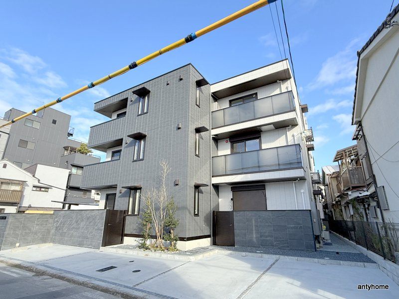スペチアーレ赤川　の外観