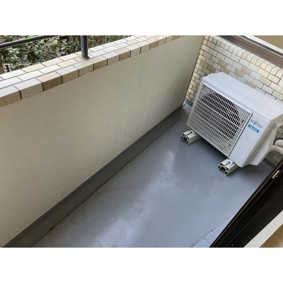 【バルコニー】