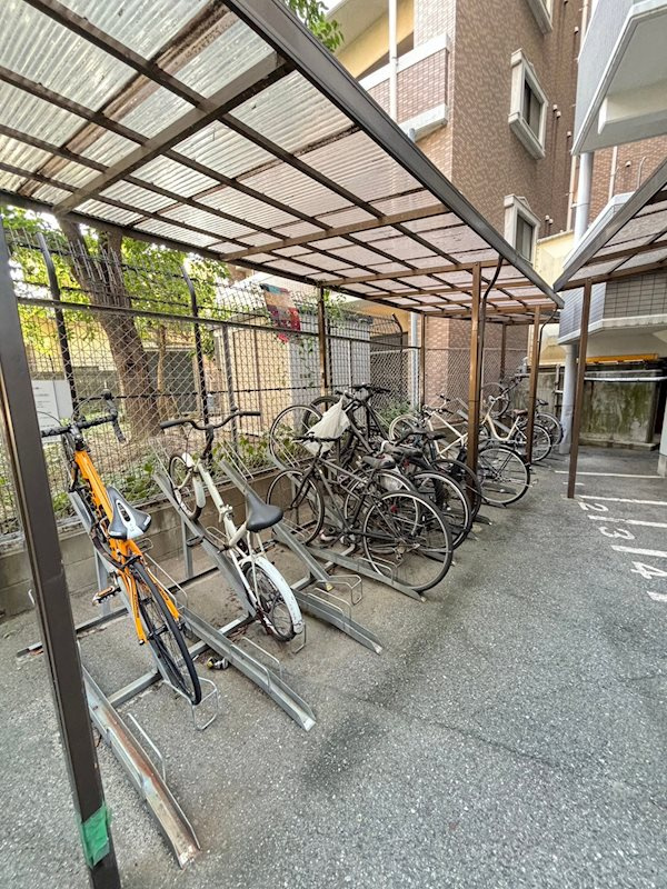 リファレンス吉塚の外観
