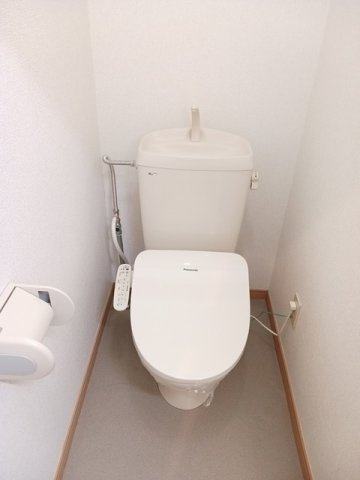 ソレイユ城山のトイレ|清潔感のあるトイレです