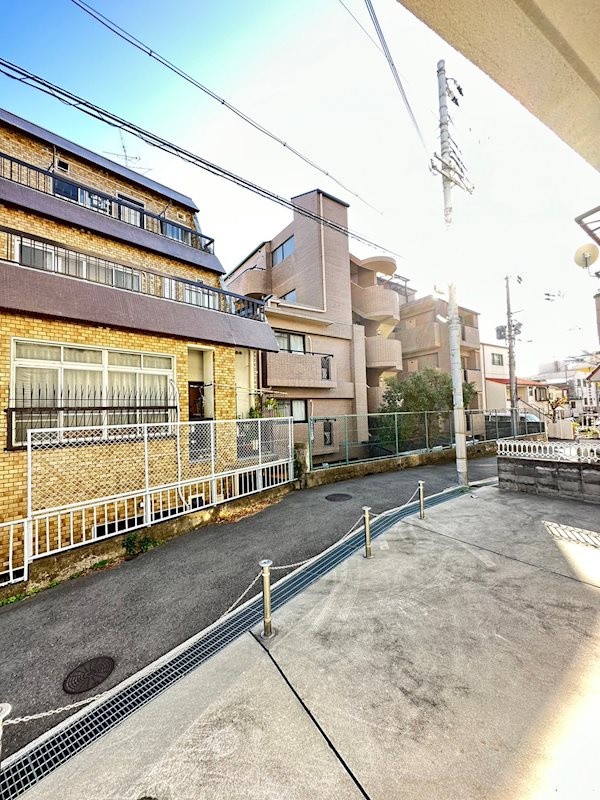 奥野ハイツの外観
