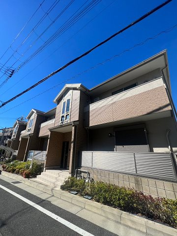 ベニール園田の外観