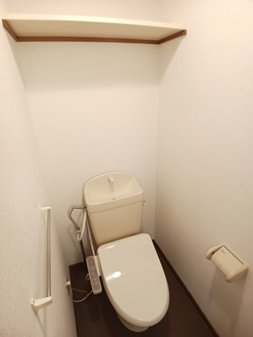 ポポラーレ力合のトイレ|落ち着いたトイレです